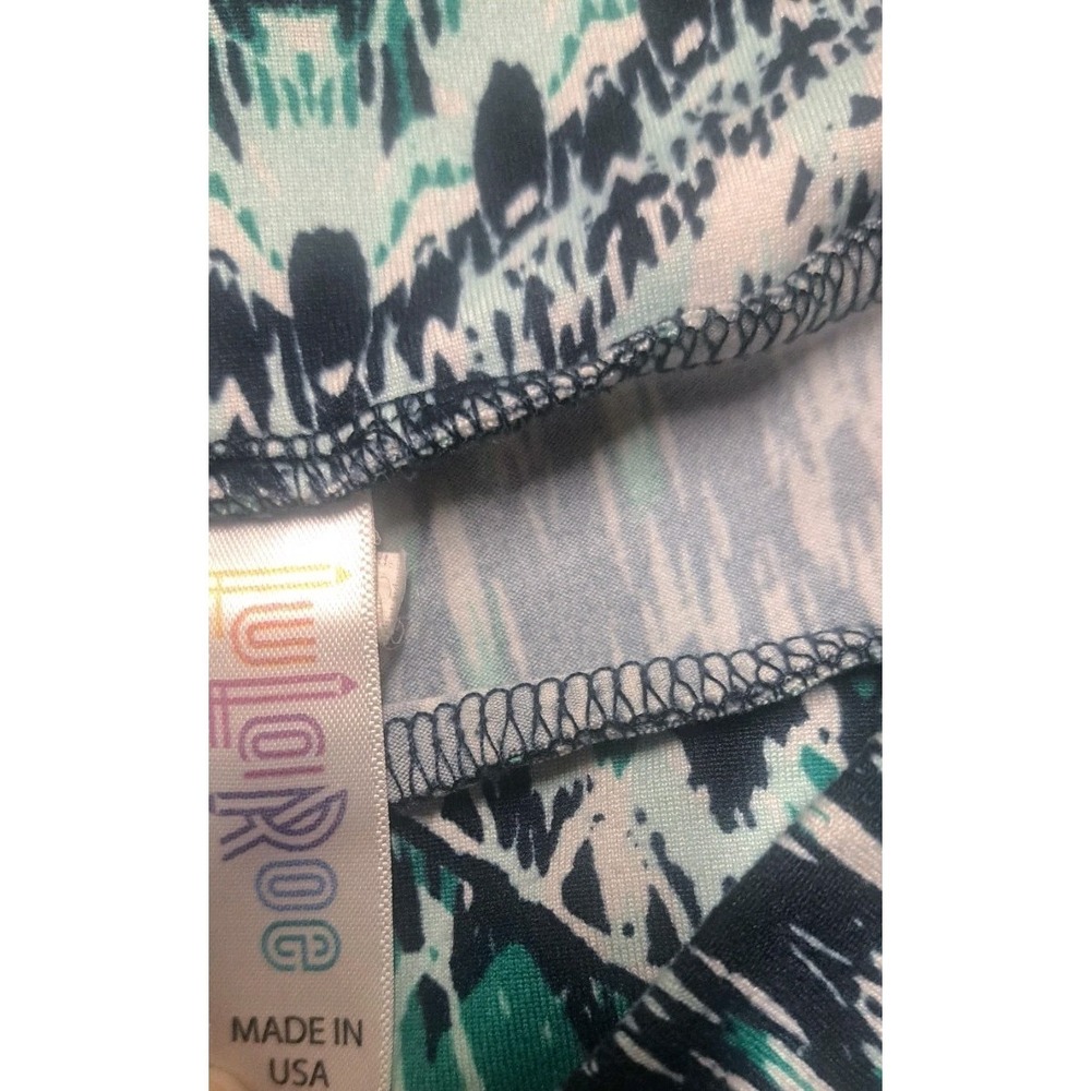 LuLaRoe OS Leggings Teal Black White Chevron Aztec Print Womens Soft - Picture 5 of 5